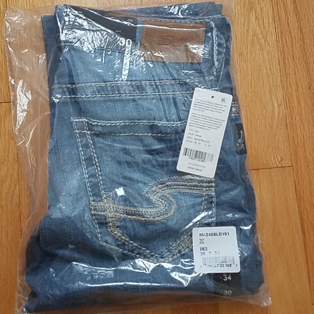 NWT Zac Silver Jeans